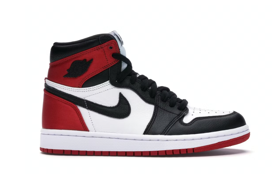 Jordan 1 Retro High Satin Black Toe