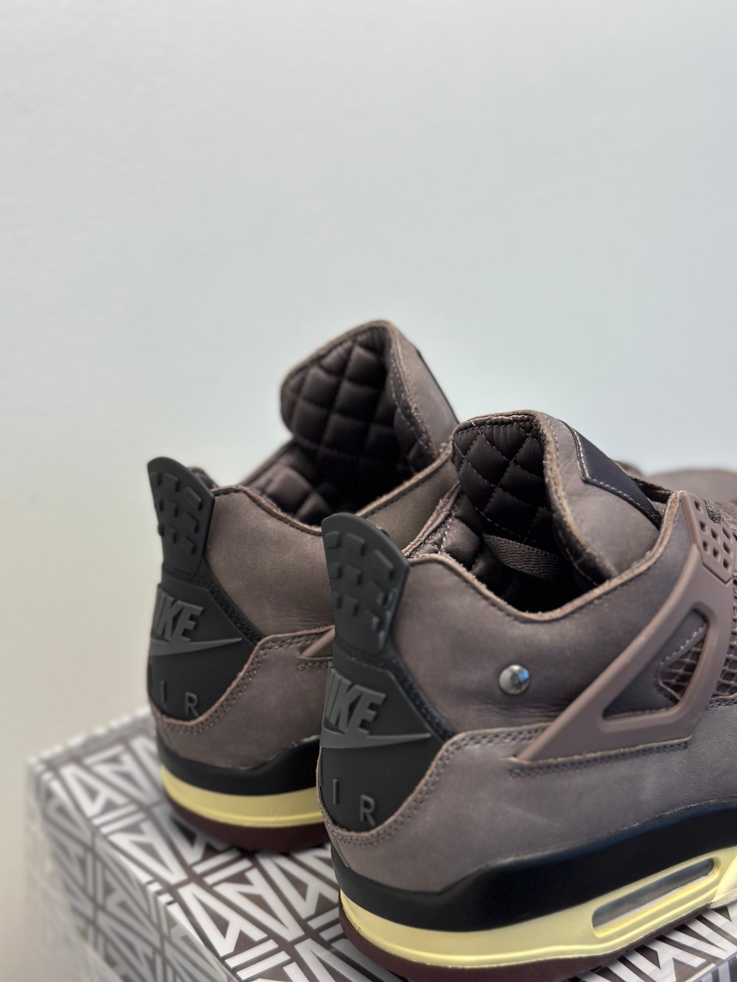 Jordan Retro 4 - A Ma Maniere