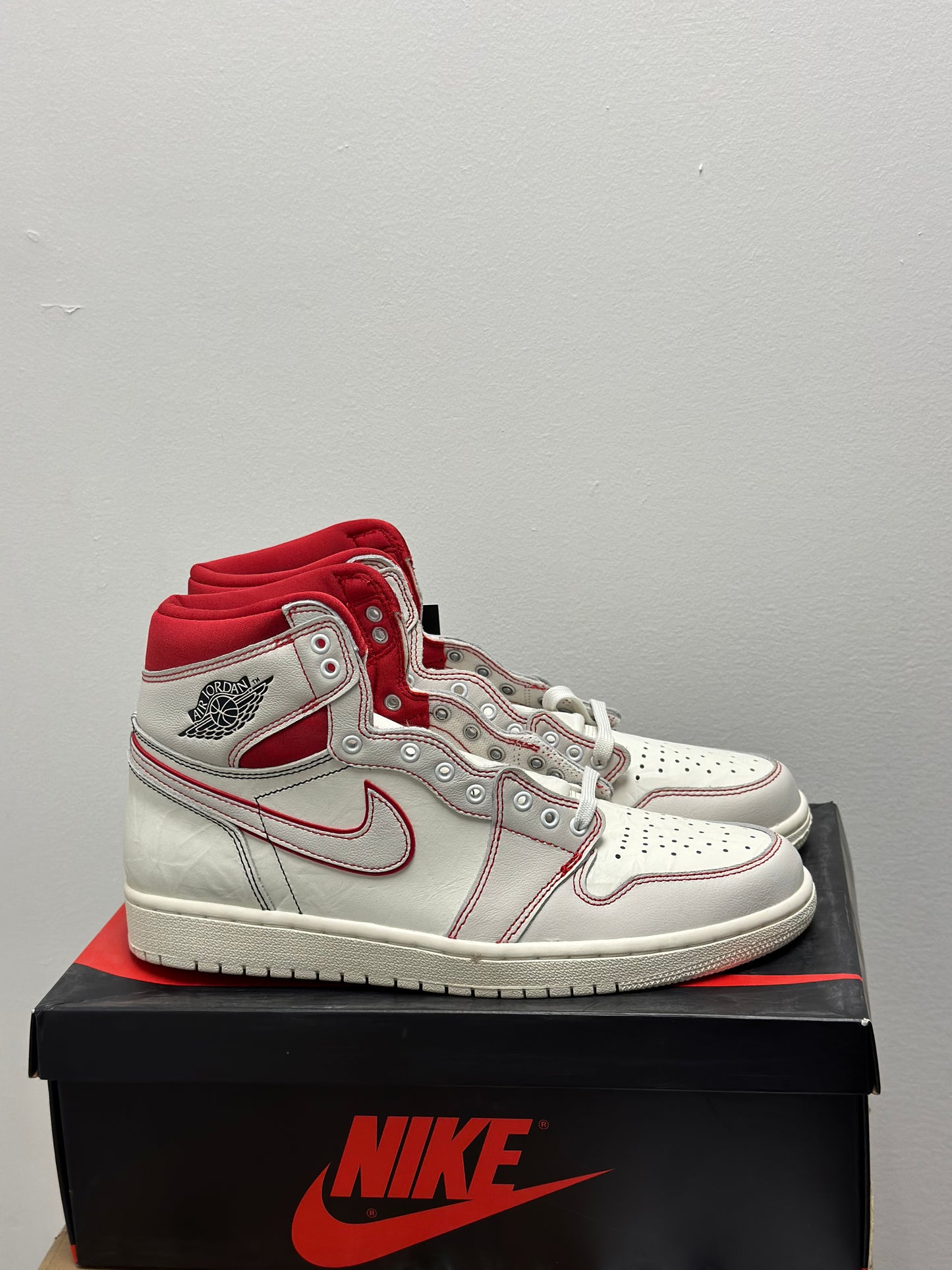 Jordan 1 Retro High Phantom Gym Red