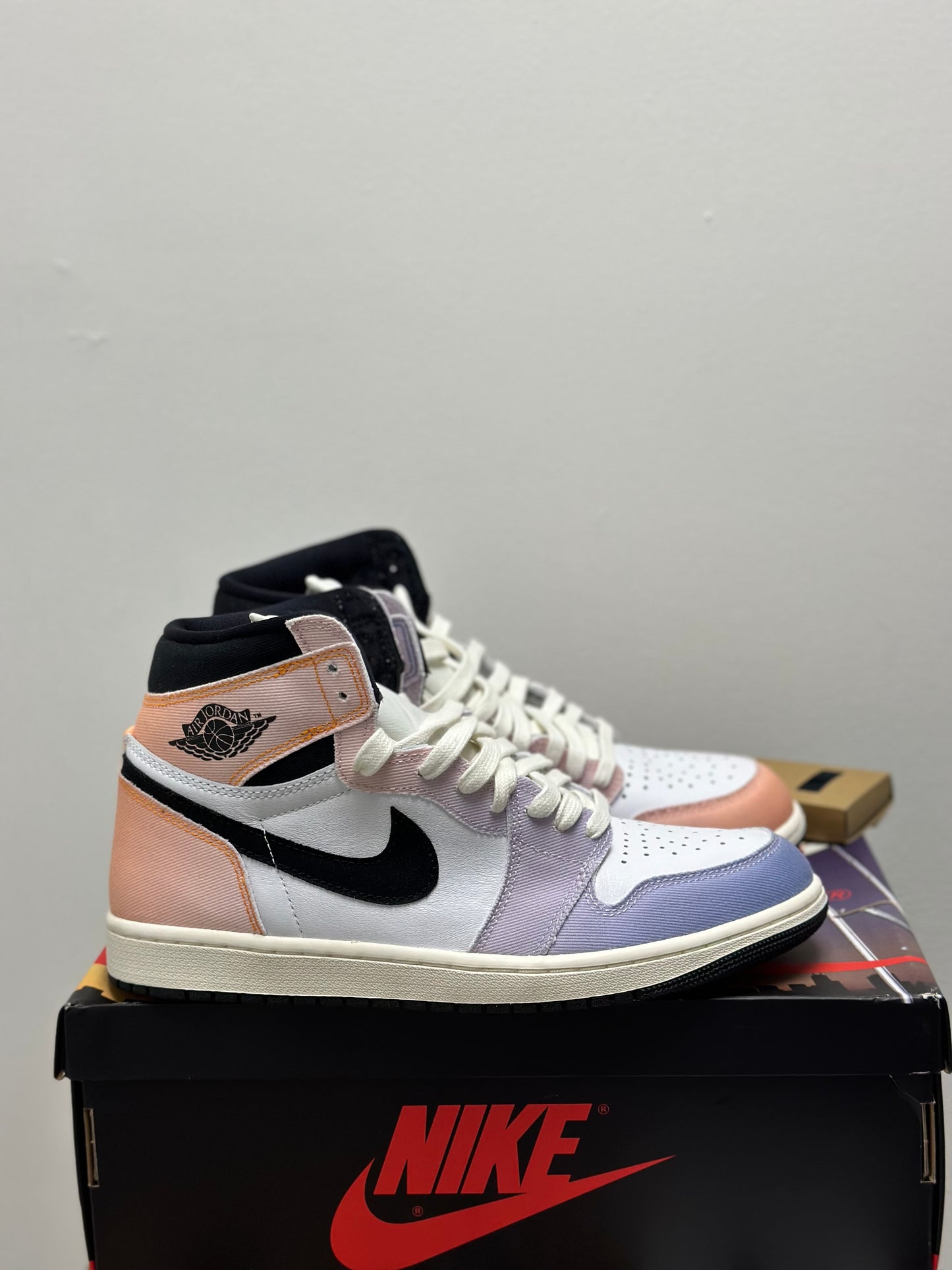 Jordan 1 Retro High OG Skyline
