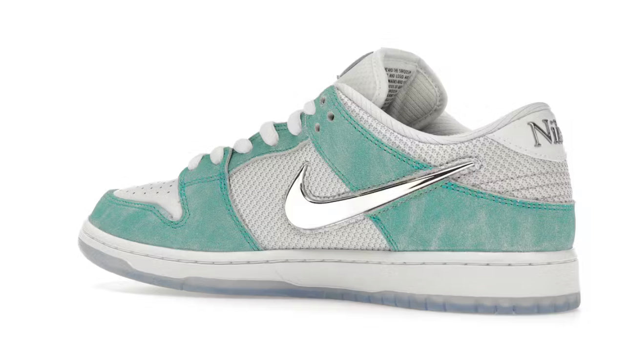Nike SB Dunk Low April Skateboards