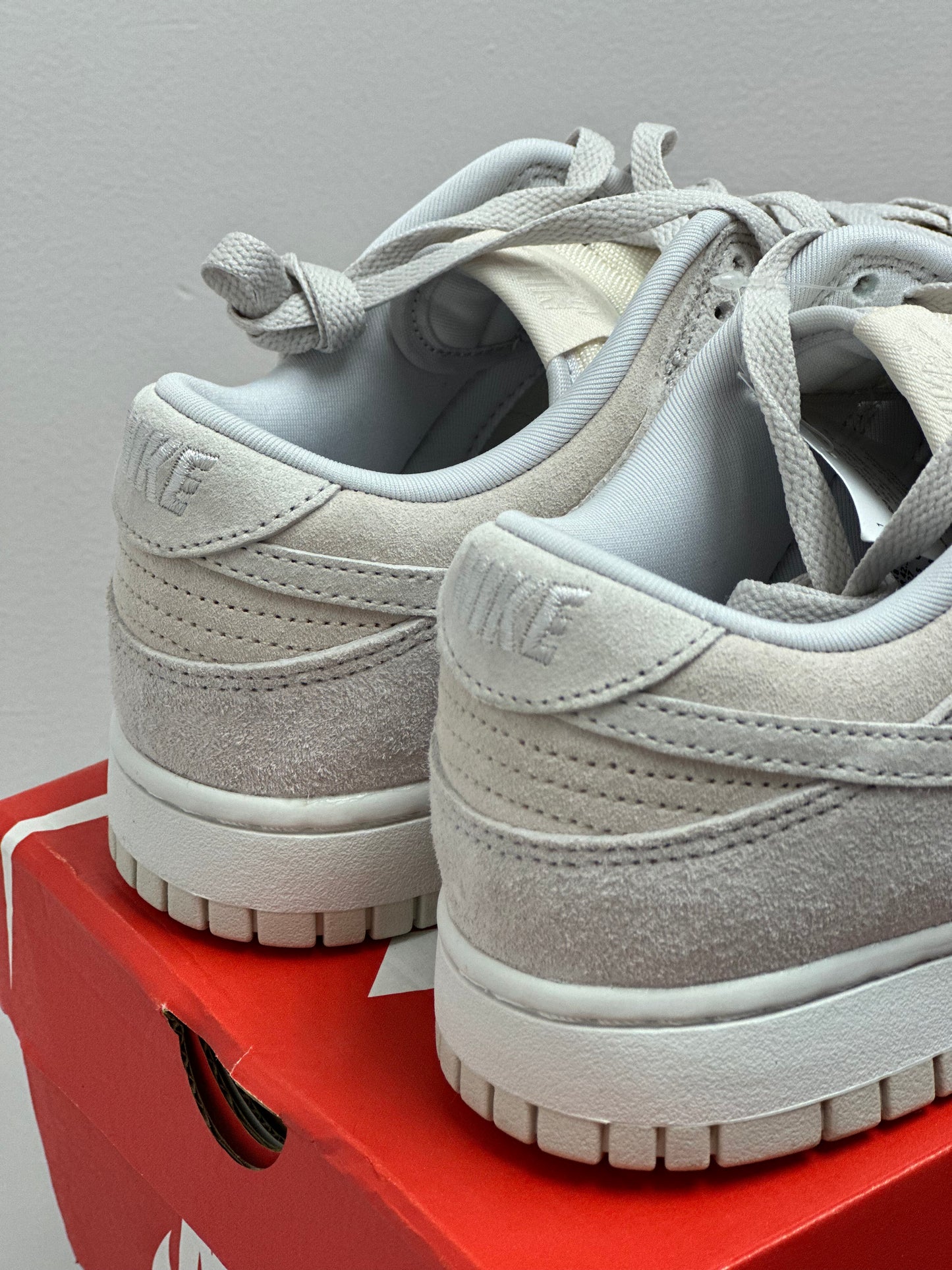 Nike Dunk Low - Vast Grey
